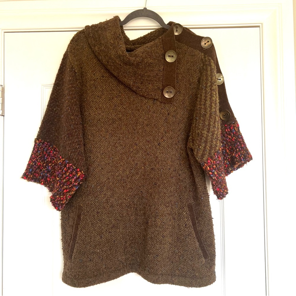Curio Sweater